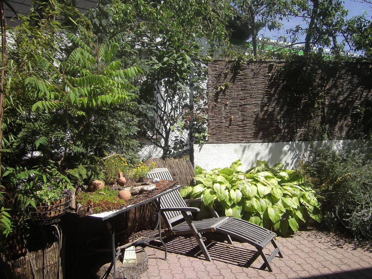 Ferienwohnung Rosentraum Oberotterbach ภายนอก รูปภาพ